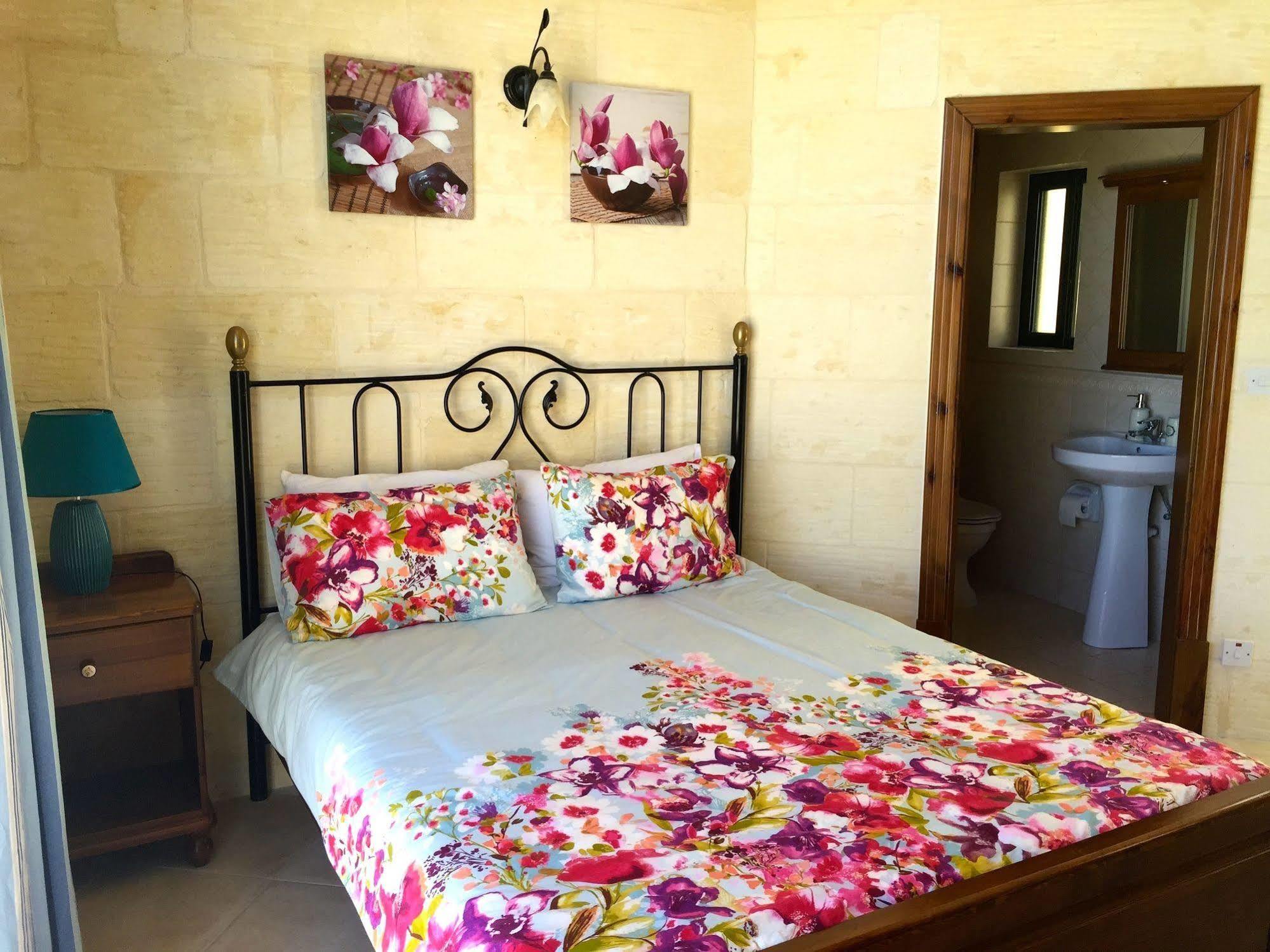 Ellie Boo Bed & Breakfast Victoria Exteriör bild